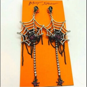 BETSEY JOHNSON Halloween Spider on Web with Crystals Drop Dangle Earrings NWT